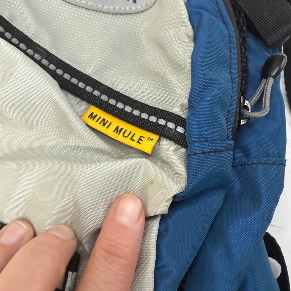 Camelbak Mini Mule Hydration Backpack 1.5L - No bladder - Picture 5 of 12
